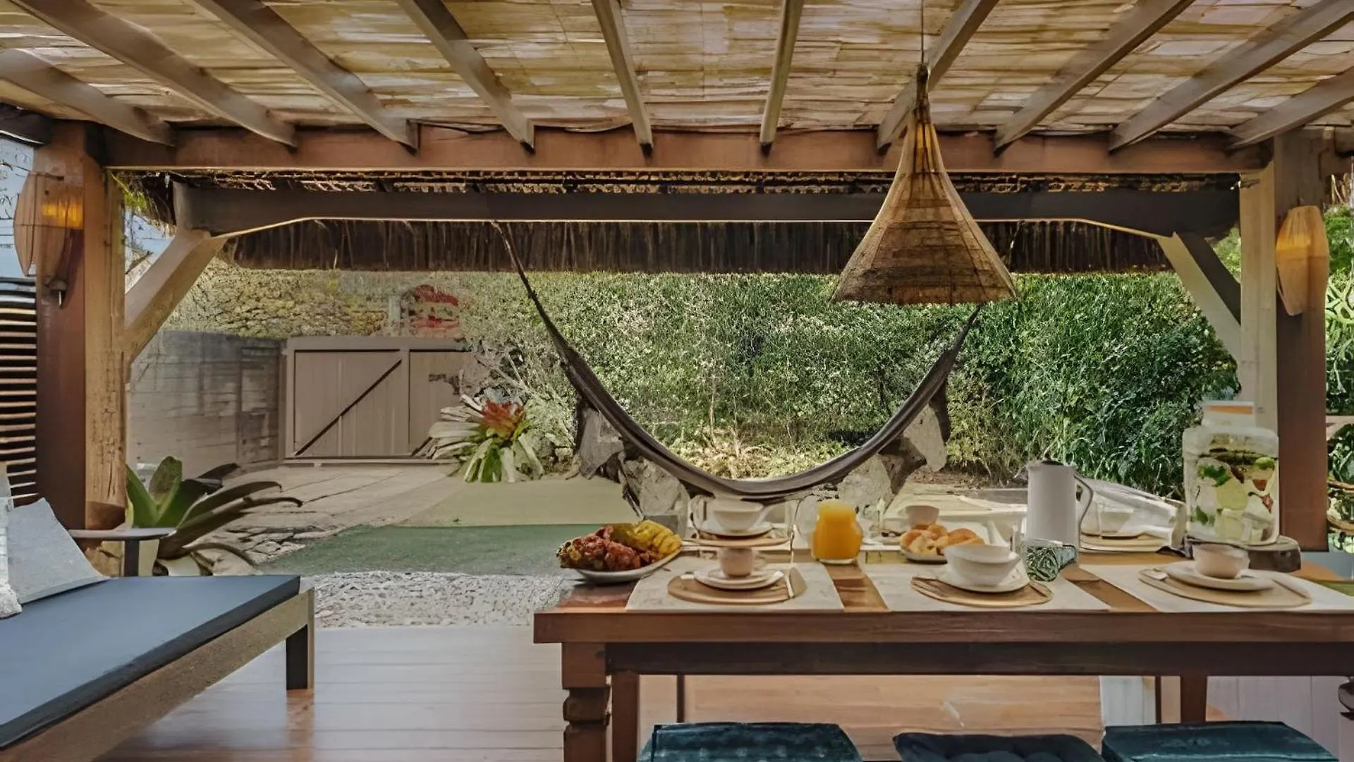 Casa Thai Linda Na Praia バーハ・デ・イビラケラ